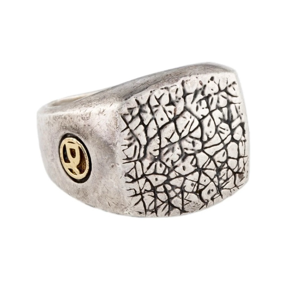 David Yurman 14k gold and sterlingg silver ring. Size 7.75